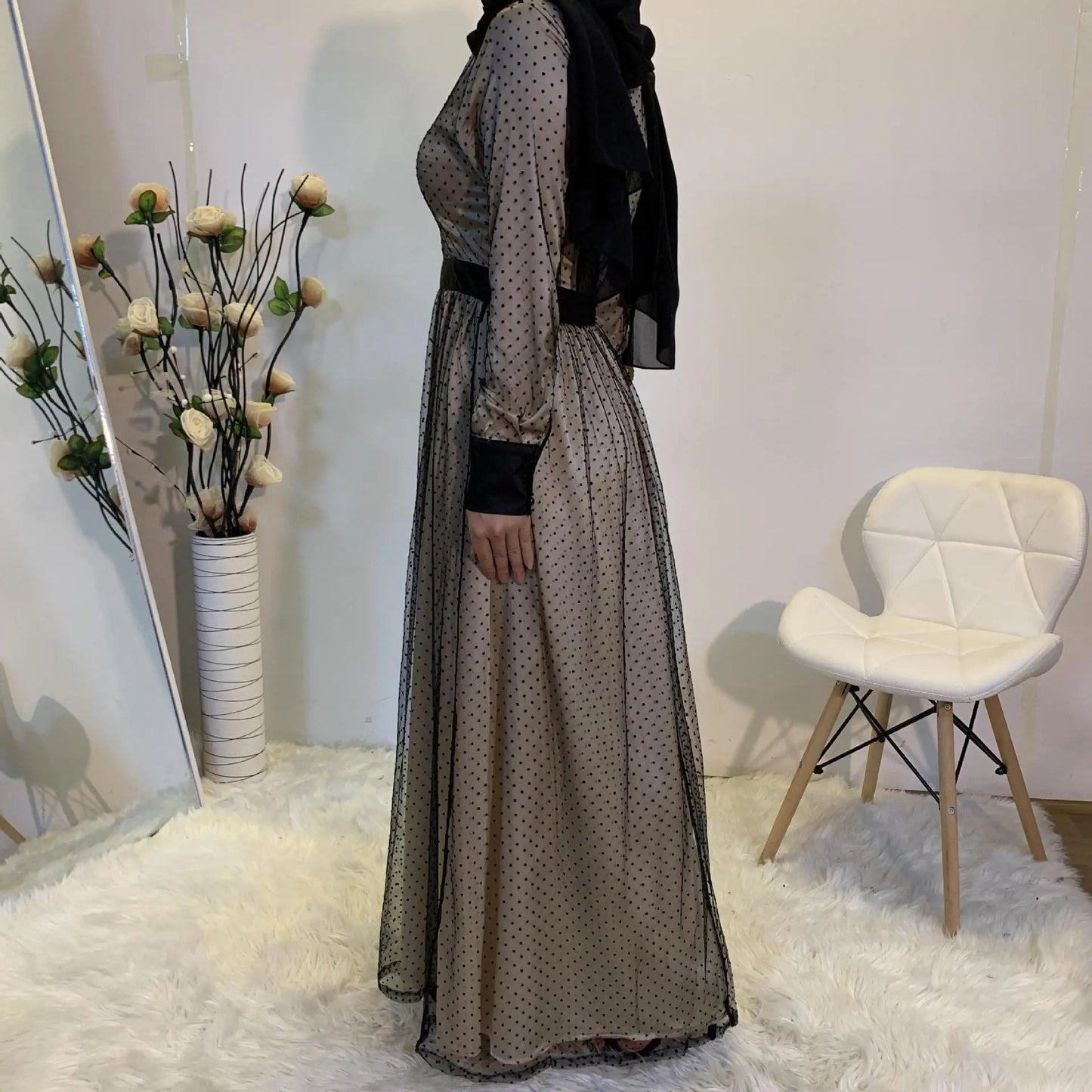 A wave point gauze slim dressÂ