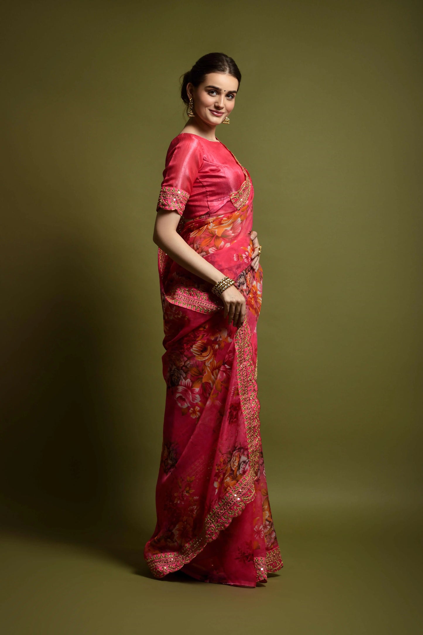 Floral Print Saree with Scalloped BorderÂ