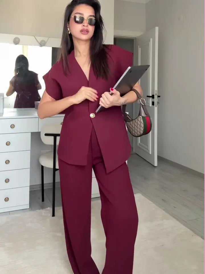 Burgundy Sleeveless Single-button Top & High-waisted Pants Set 