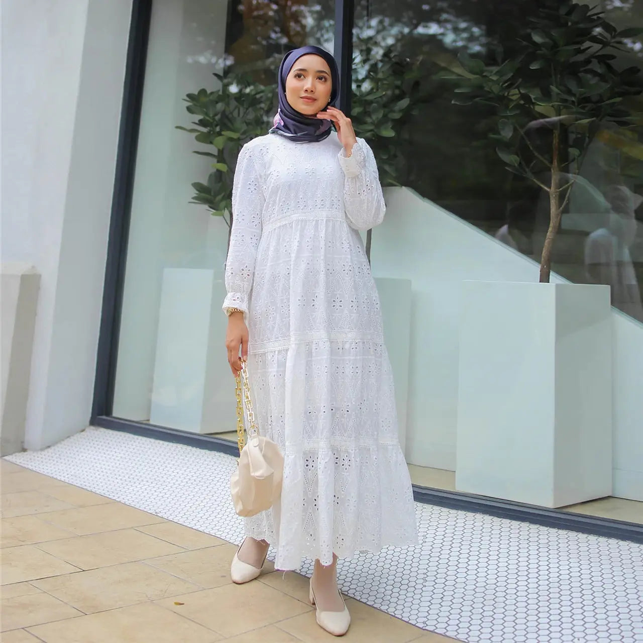 Muslim Malaysia Indonesia Hollow Lace Dress 