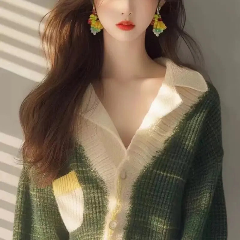 V-neck Knitted Long Sleeves Cardigan Green Sweater 