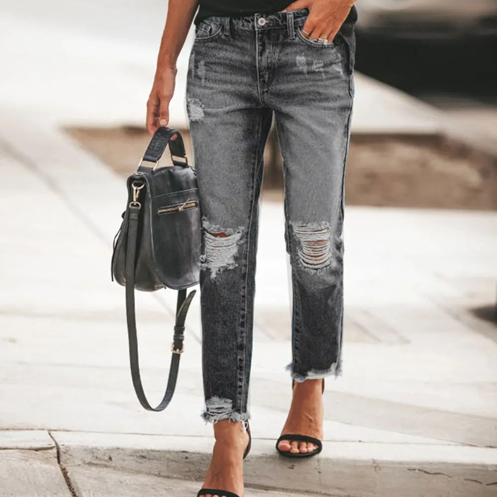 Women's Ripped Non-elastic Retro Fashion Jeans 