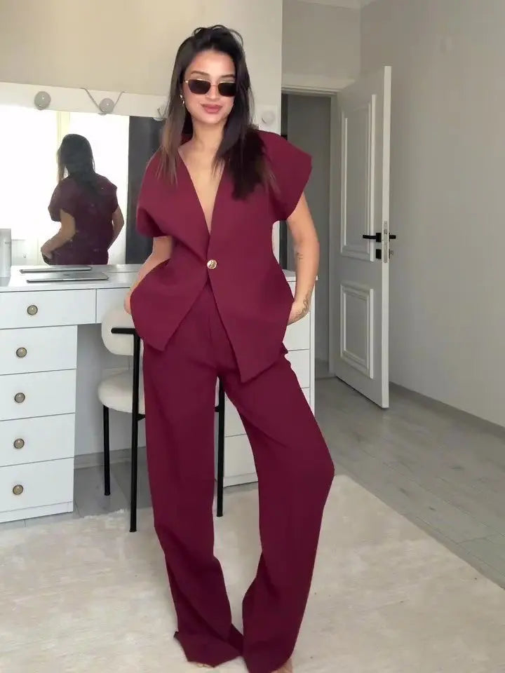 Burgundy Sleeveless Single-button Top & High-waisted Pants Set 