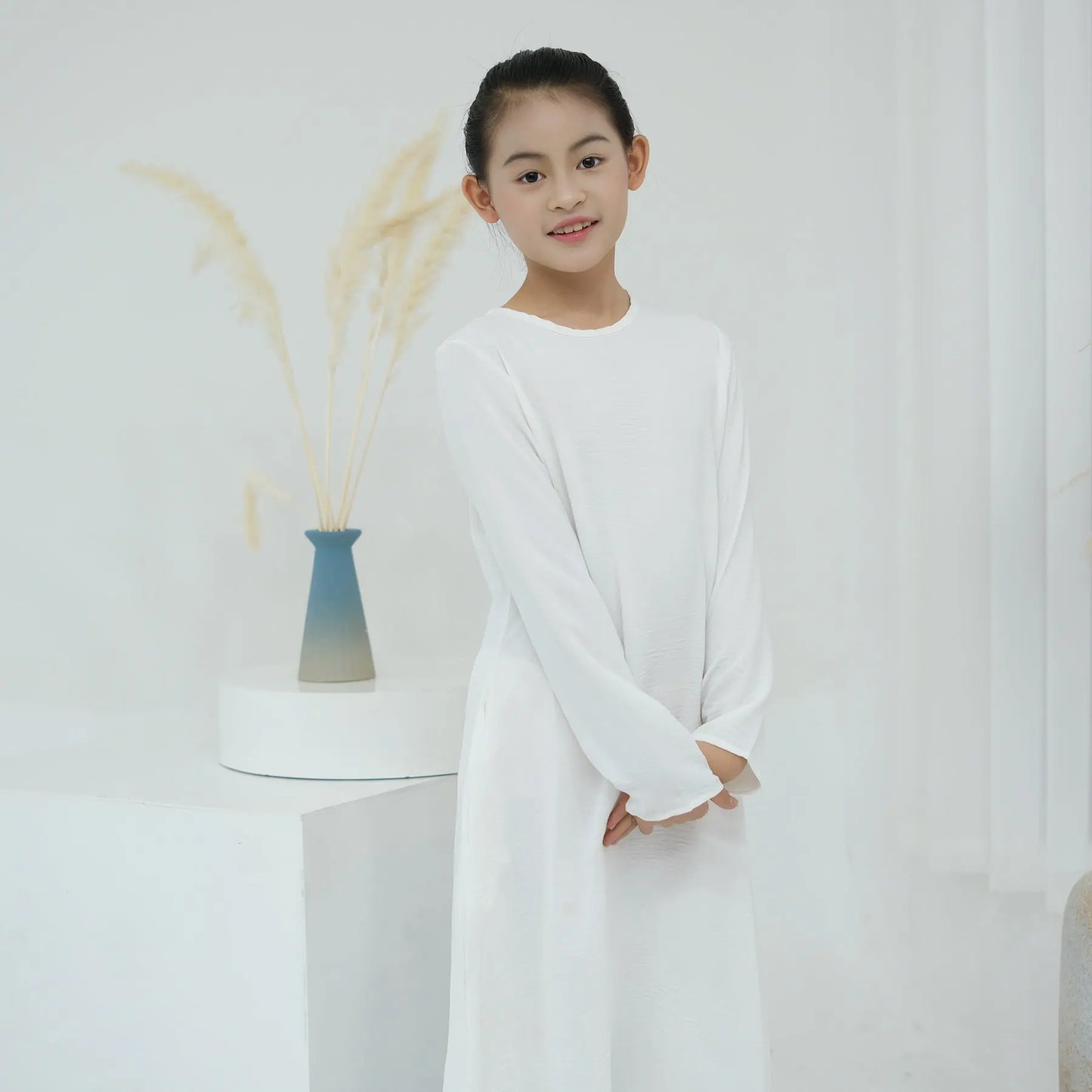 Exquisite Embroidery Tassel Children's Robe Abaya 