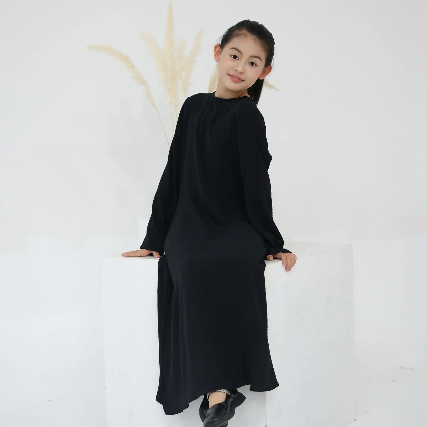 Exquisite Embroidery Tassel Children's Robe Abaya 