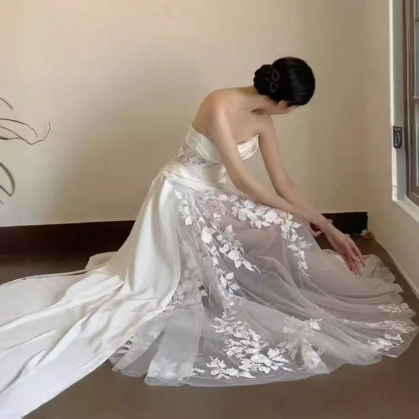 Satin Lace Wedding Veil Tube Top Fishtail Wedding Dress  Satin Lace Wedding Veil Tube Top Fishtail Wedding Dress Satin Lace Wedding Veil Tube Top Fishtail Wedding Dress