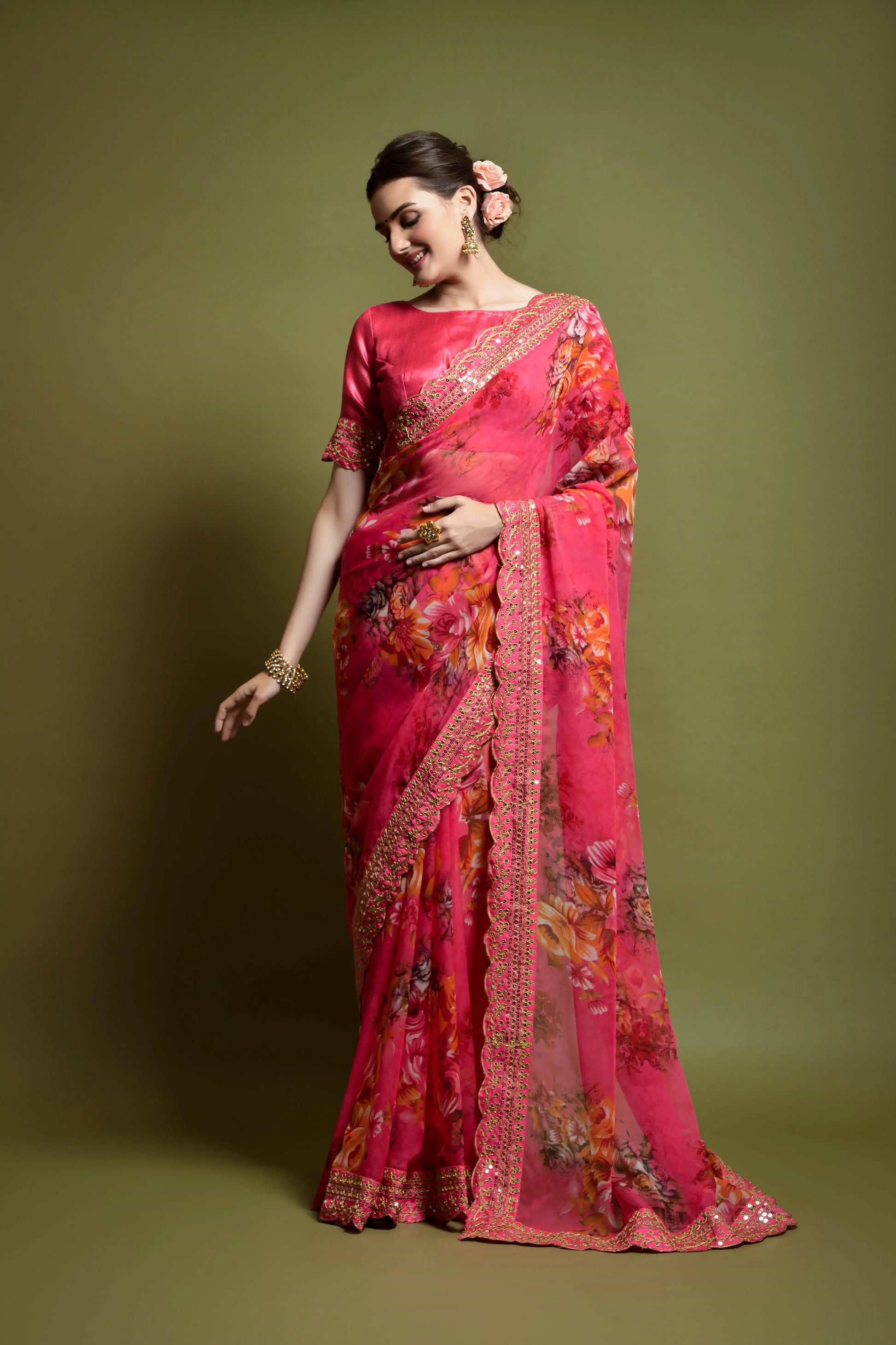 Floral Print Saree with Scalloped Border 